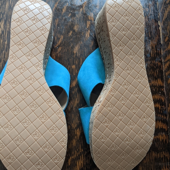 Donald J Pliner Women's Syna Sandals - Picture 12 of 16